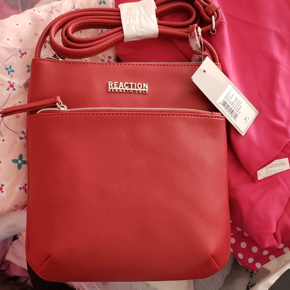 Red Reaction Kenneth Cole purse. Brand new